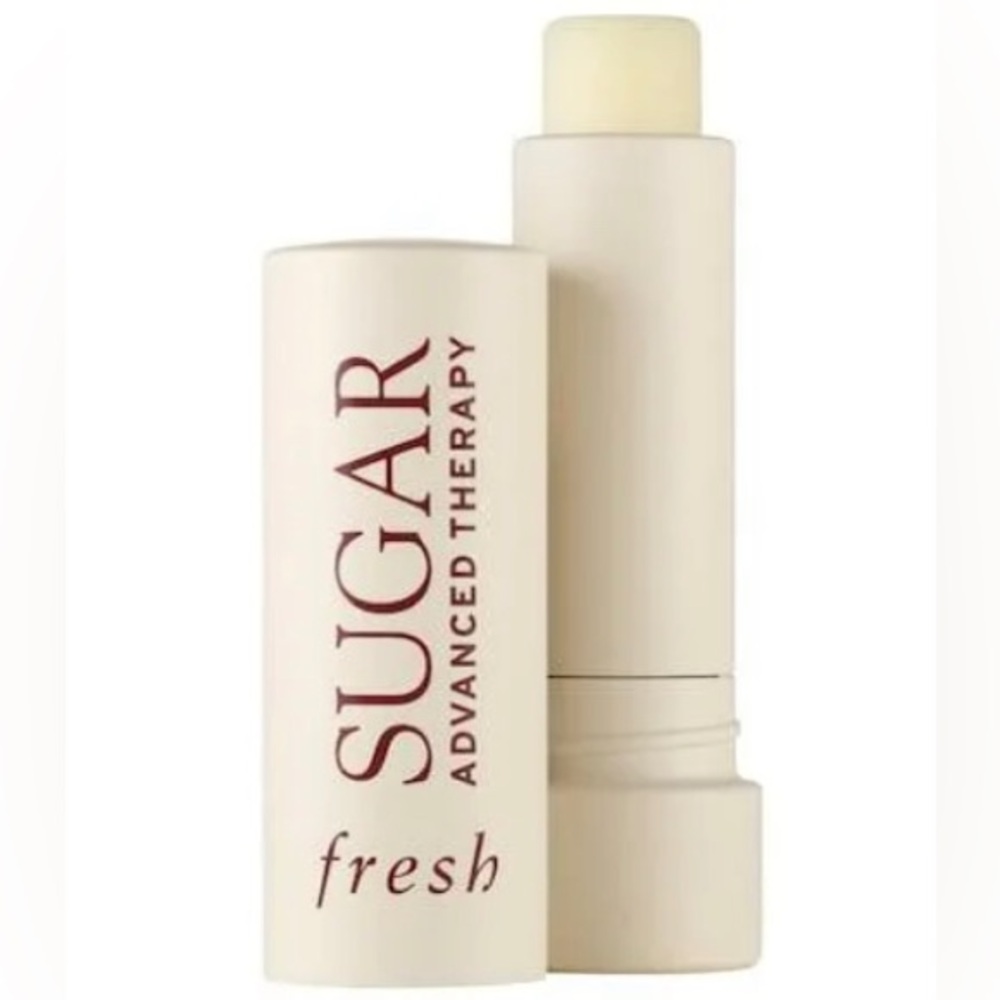 Formulated with sea fennel to fill in fine lines and wrinkles while defining lip